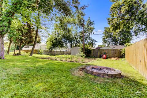 517 Pine Ave, Aurora, IL 60505 photo 21