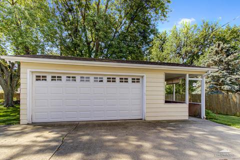 517 Pine Ave, Aurora, IL 60505 photo 18