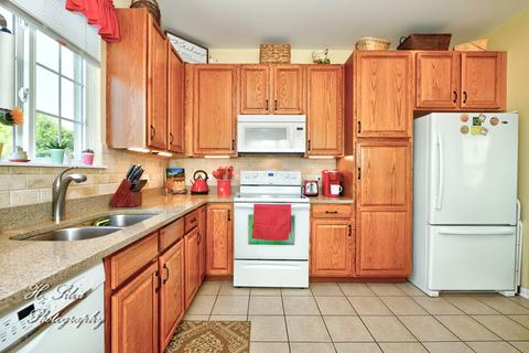 2975 Talaga Dr, Algonquin, IL 60102 photo 9
