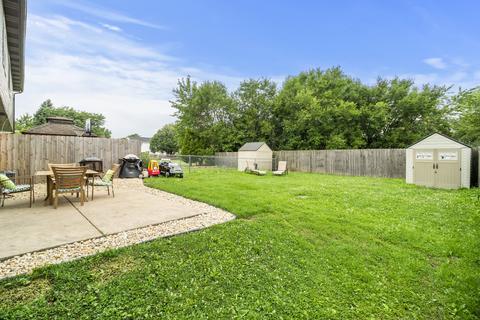 3465 Fox Hill Rd, Aurora, IL 60504 photo 17