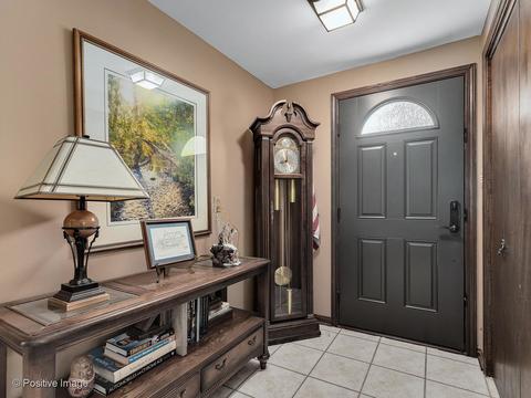 276 Blackhawk Rd, Riverside, IL 60546 photo 3