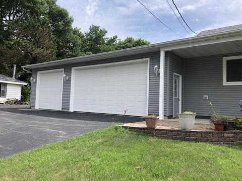 149 Eagle Point Rd, Fox Lake, IL 60020 photo 4