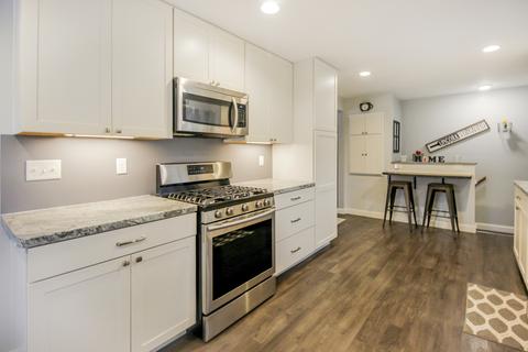 1014 W Smith St, Freeport, IL 61032 photo 13