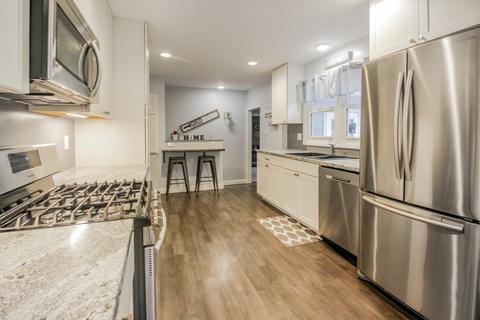 1014 W Smith St, Freeport, IL 61032 photo 11