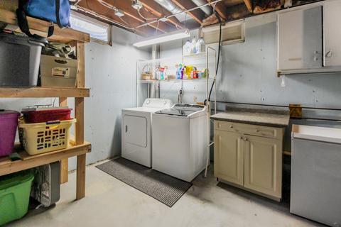 1014 W Smith St, Freeport, IL 61032 photo 34