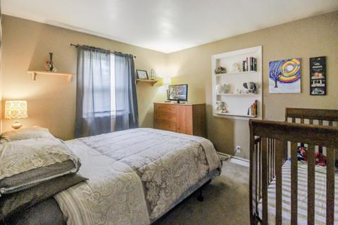 1014 W Smith St, Freeport, IL 61032 photo 24