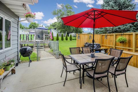 1014 W Smith St, Freeport, IL 61032 photo 39