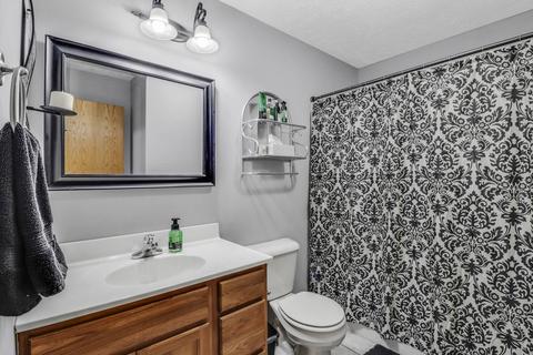 1209 N Linden St, Normal, IL 61761 photo 28