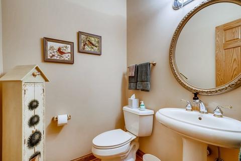 110 E Knighton Pl, Elmhurst, IL 60126 photo 24