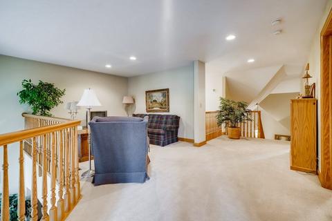 110 E Knighton Pl, Elmhurst, IL 60126 photo 18
