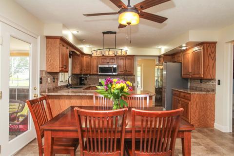 511 Amherst Dr, Normal, IL 61761 photo 15
