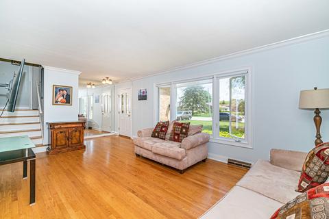 3236 Ronald Rd, Glenview, IL 60025 photo 2