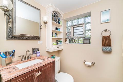 3236 Ronald Rd, Glenview, IL 60025 photo 15