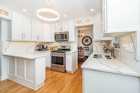 3236 Ronald Rd, Glenview, IL 60025 photo 7