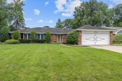 130 E Thompson Dr, Wheaton, IL 60189 photo 1