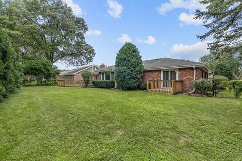 130 E Thompson Dr, Wheaton, IL 60189 photo 24