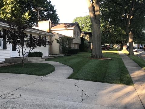 1302 E 19th St, Sterling, IL 61081 photo 2
