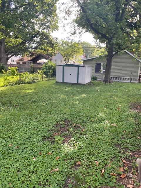 405 N Carson Ave, Champaign, IL 61821 photo 7