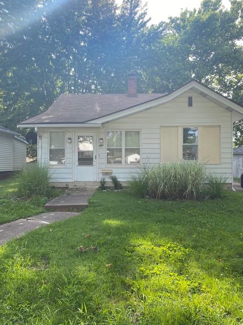 405 N Carson Ave, Champaign, IL 61821 photo 2