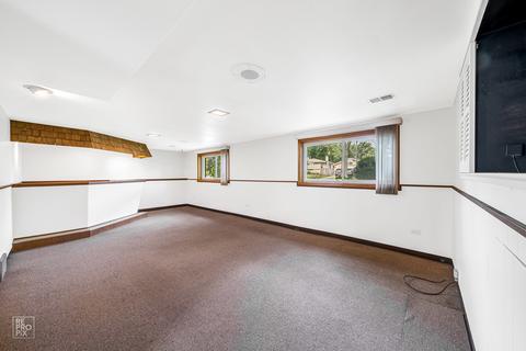 441 Ardmore Ter, Addison, IL 60101 photo 6