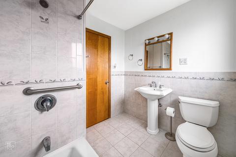 441 Ardmore Ter, Addison, IL 60101 photo 8