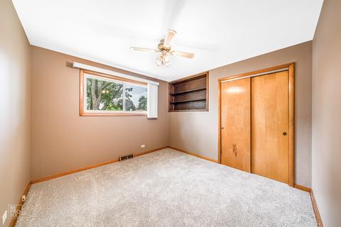 441 Ardmore Ter, Addison, IL 60101 photo 10