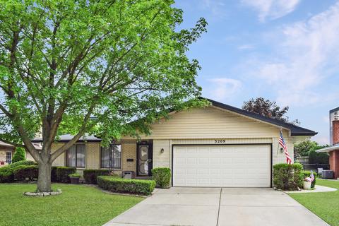3209 Plum Grove Dr, Rolling Meadows, IL 60008 photo 1