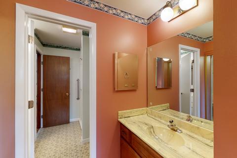 3209 Plum Grove Dr, Rolling Meadows, IL 60008 photo 14