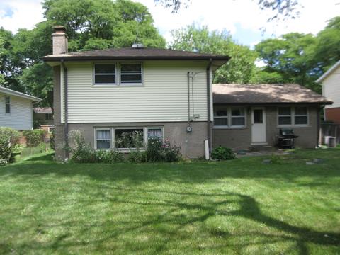 2015 E Cayuga Ln, Mount Prospect, IL 60056 photo 3