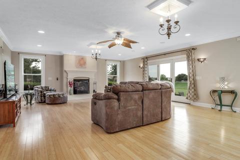 1201 Hovey Ave, Normal, IL 61761 photo 7