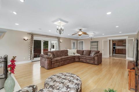 1201 Hovey Ave, Normal, IL 61761 photo 10