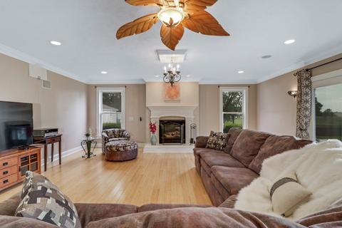 1201 Hovey Ave, Normal, IL 61761 photo 11