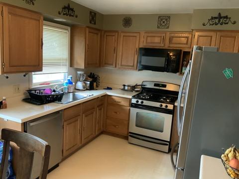 1278 Algonquin Dr, Elgin, IL 60120 photo 5