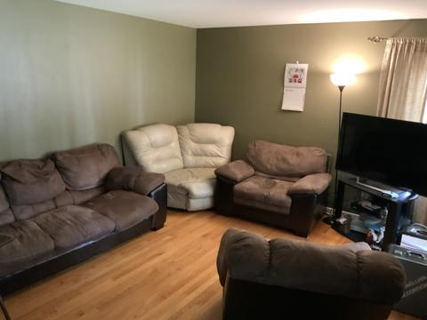 1278 Algonquin Dr, Elgin, IL 60120 photo 3