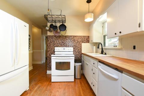 293 Shenstone Rd, Riverside, IL 60546 photo 23