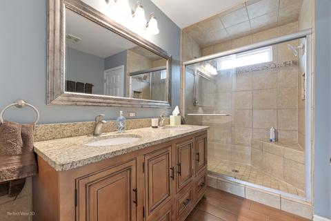 2511 Crestview Dr, Aurora, IL 60502 photo 16