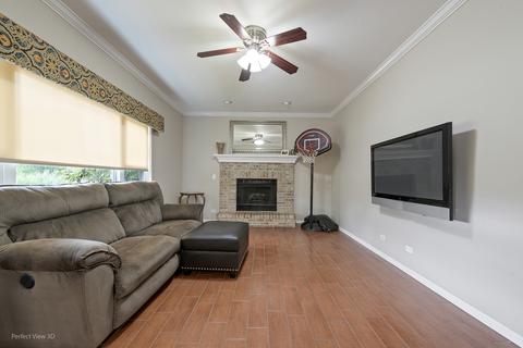 2511 Crestview Dr, Aurora, IL 60502 photo 10