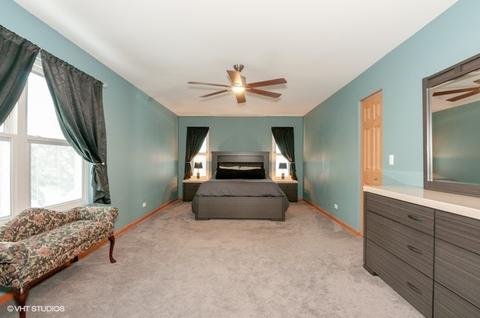 2056 Norwich Dr, Bartlett, IL 60103 photo 9