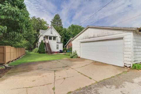 1403 E Olive St, Bloomington, IL 61701 photo 4