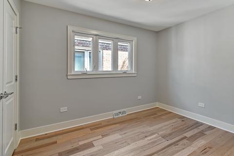 5734 S Massasoit Ave, Chicago, IL 60638 photo 10