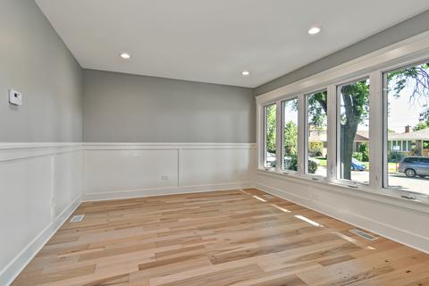 5734 S Massasoit Ave, Chicago, IL 60638 photo 3
