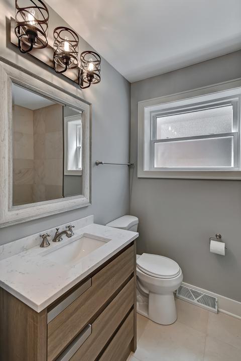5734 S Massasoit Ave, Chicago, IL 60638 photo 9