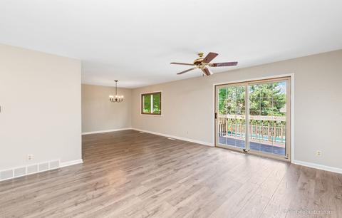 5304 Abbey Dr, Mchenry, IL 60050 photo 8