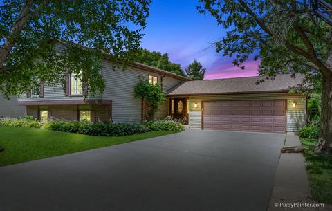 5304 Abbey Dr, Mchenry, IL 60050 photo 1