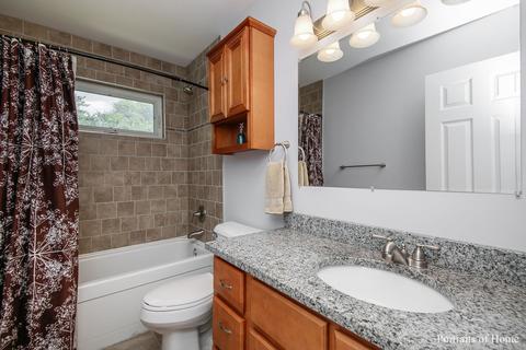 231 Highland Rd, Willowbrook, IL 60527 photo 17