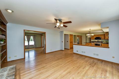2460 Chatfield Ct, Aurora, IL 60504 photo 4