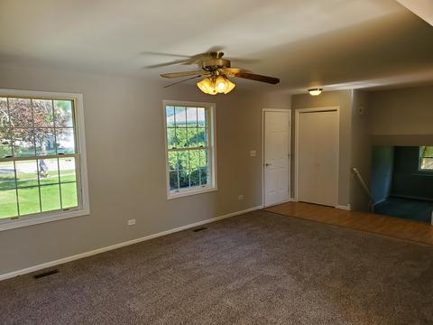 1608 Wildflower Dr, Plainfield, IL 60586 photo 2
