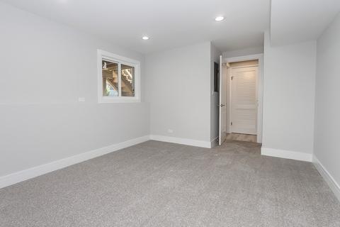 852 E Paddock Dr, Palatine, IL 60074 photo 24