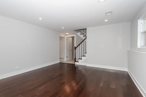 852 E Paddock Dr, Palatine, IL 60074 photo 13