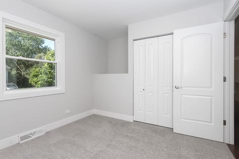 852 E Paddock Dr, Palatine, IL 60074 photo 18